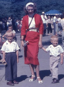 1956JULY_ShirleyWayneRuss_BrookfieldZoo-cropped